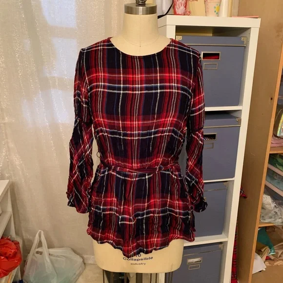 Motherhood maternity tartan plaid top - Picture 2 of 5